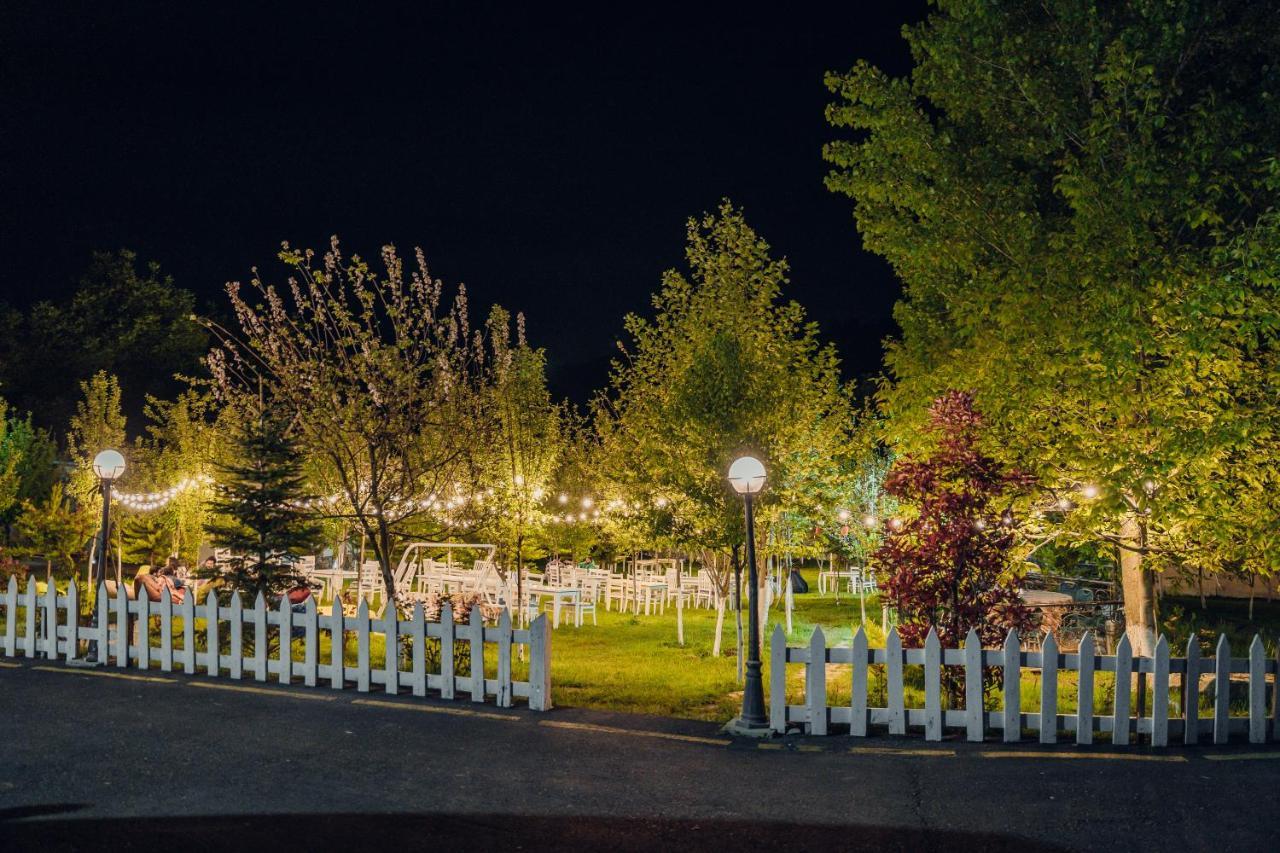White Boutique Hotel ガバラ エクステリア 写真